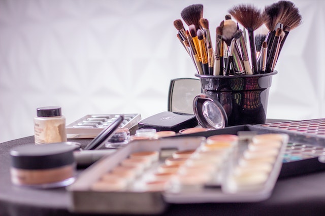 Make-up and brushes